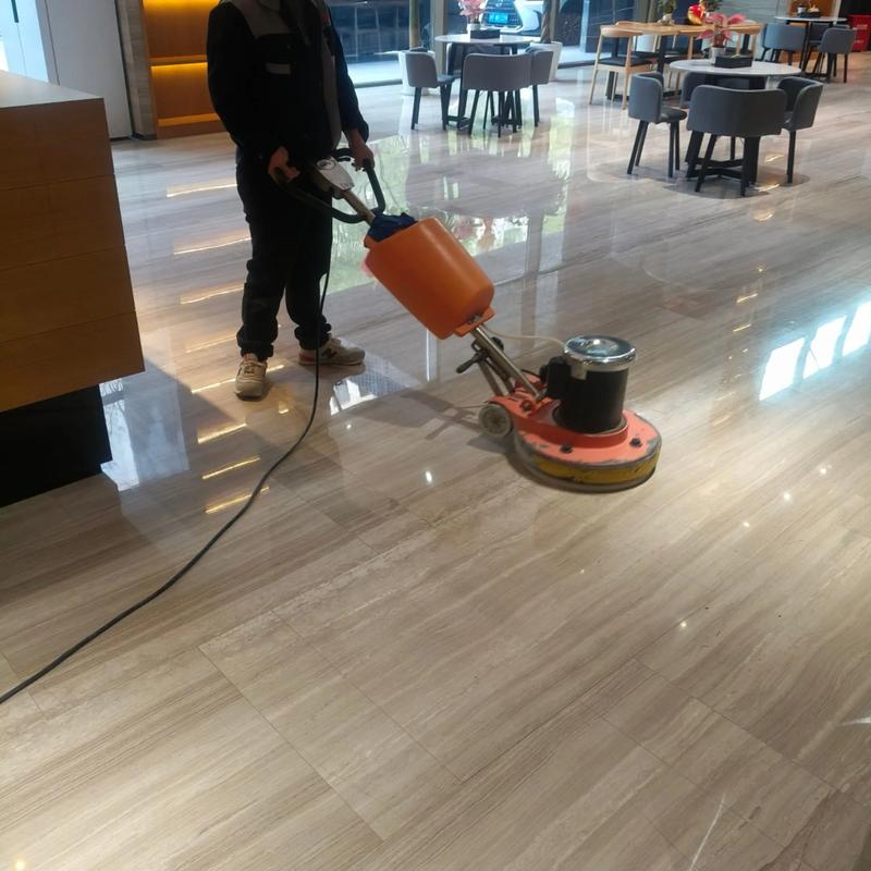 清洗外墙：正确方法与常见误区