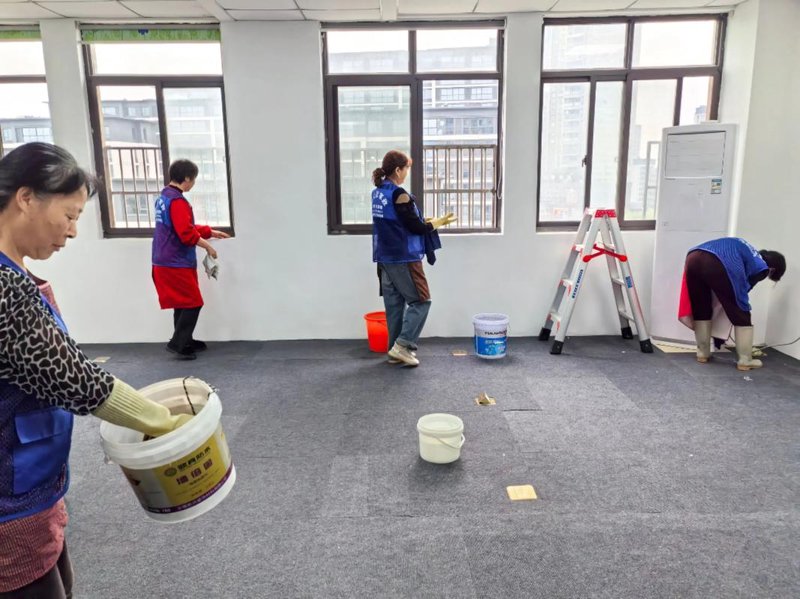 办公室日常保洁选购指南:打造干净高效的办公环境